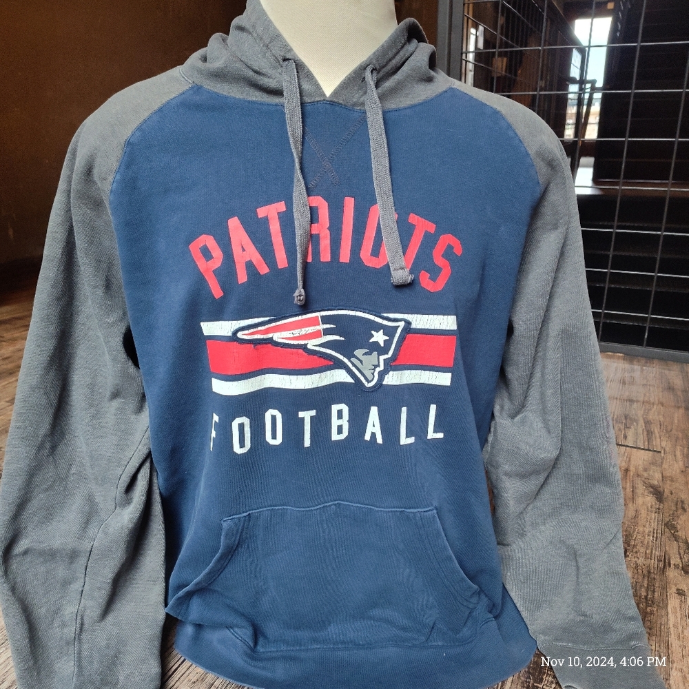 New England Patriots Two toned hoodie size 2xl